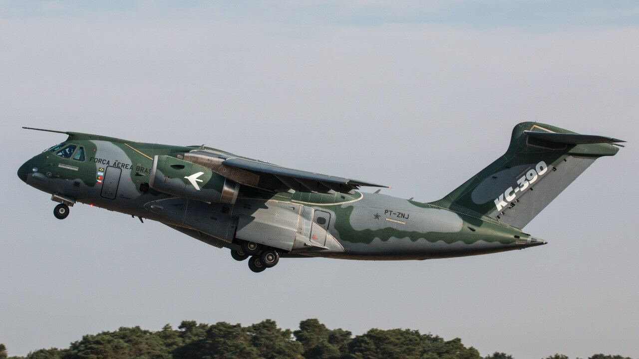 KC-390