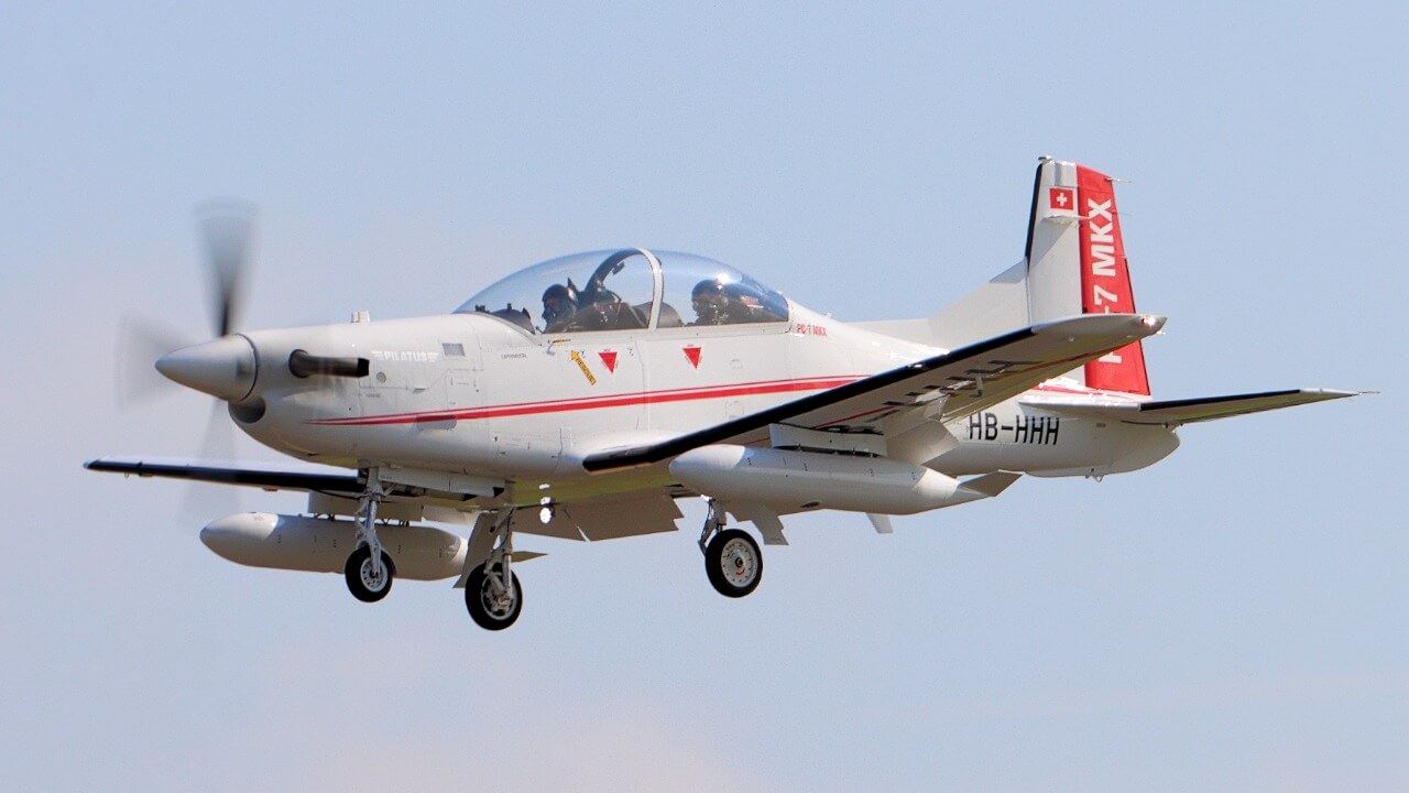 Pilatus PC-7 MKX