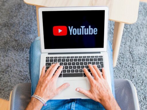 YouTube Experiments With Bringing Back Direct Messaging Feature
