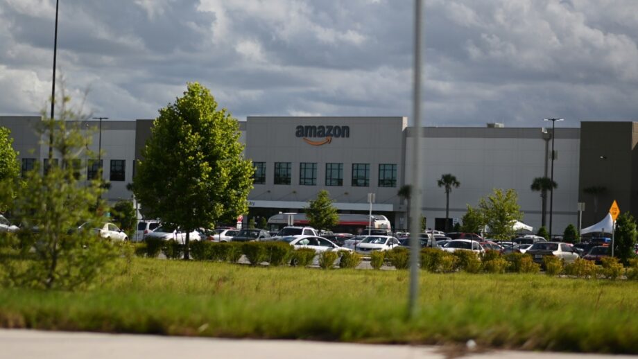 Car Parking lot near Amazon Store