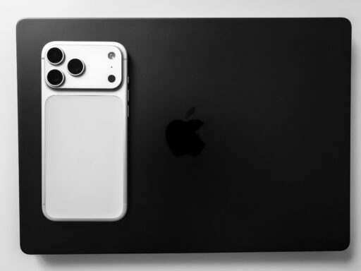 Iphone 17 pro max with mac