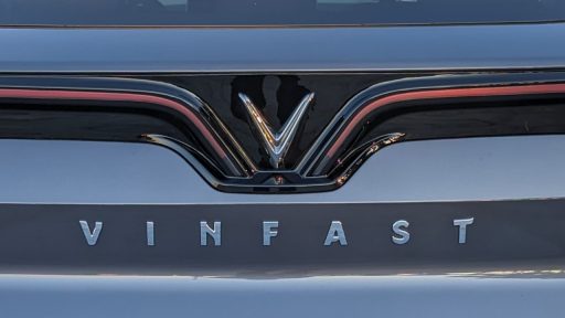 Vinfast VF8 at hillsade 6