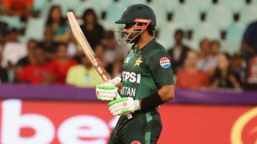 New Zealand Face Familiar Foes Pakistan