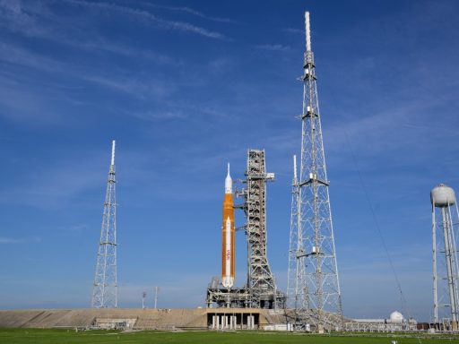 NASA SLS Rocket
