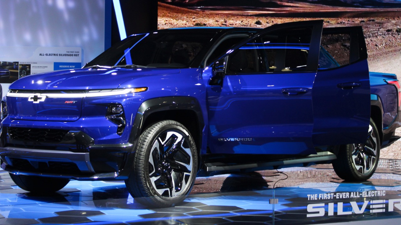 Sierra EV trucks