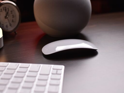 Apple’s Magic Mouse