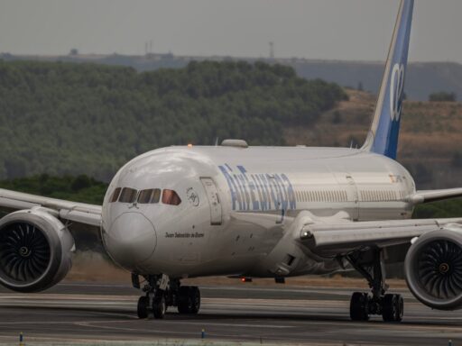 Boeing 787