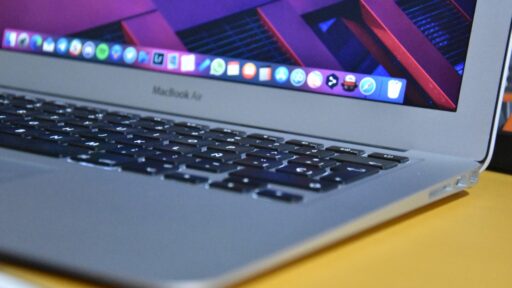 MacBook Dock