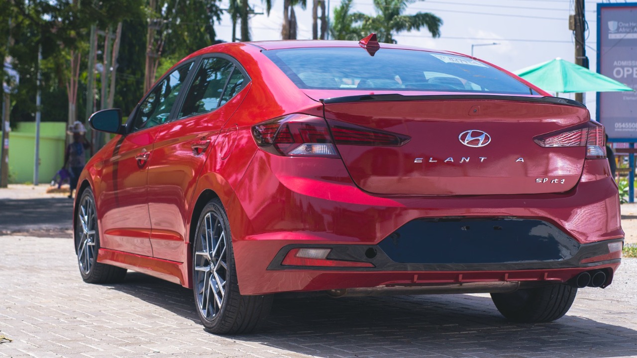 Hyundai Elantra