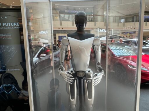 Tesla’s Optimus robot