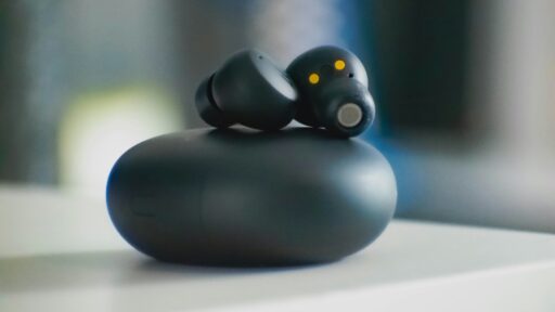 earbuds