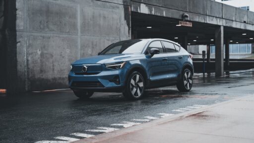 Volvo EX40